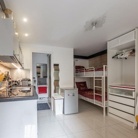 Studio A Paris Et Desinfection Rigoureux Du Logis Exterior foto